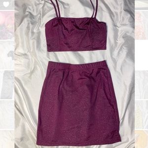 🤎SHEIN - crop glitter cami top & bodycon skirt
✨size: M
🍀$15